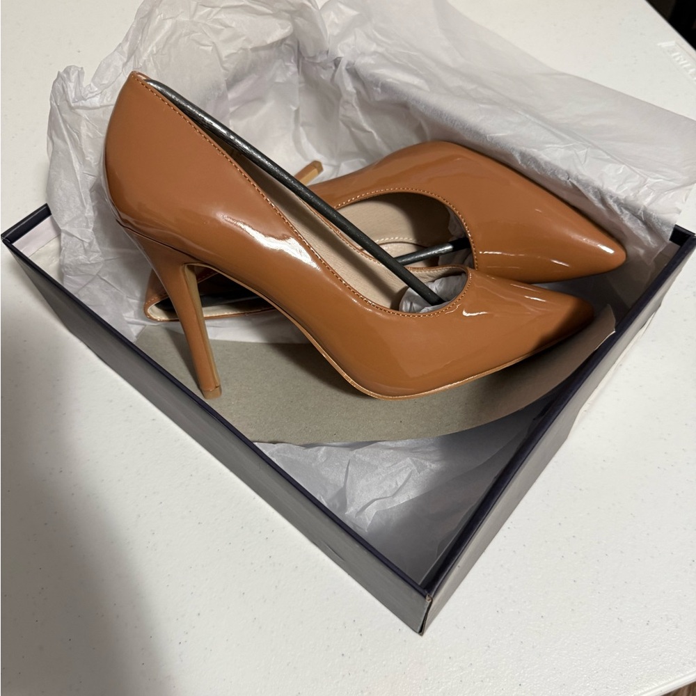 French Connection Tan Patent Heels